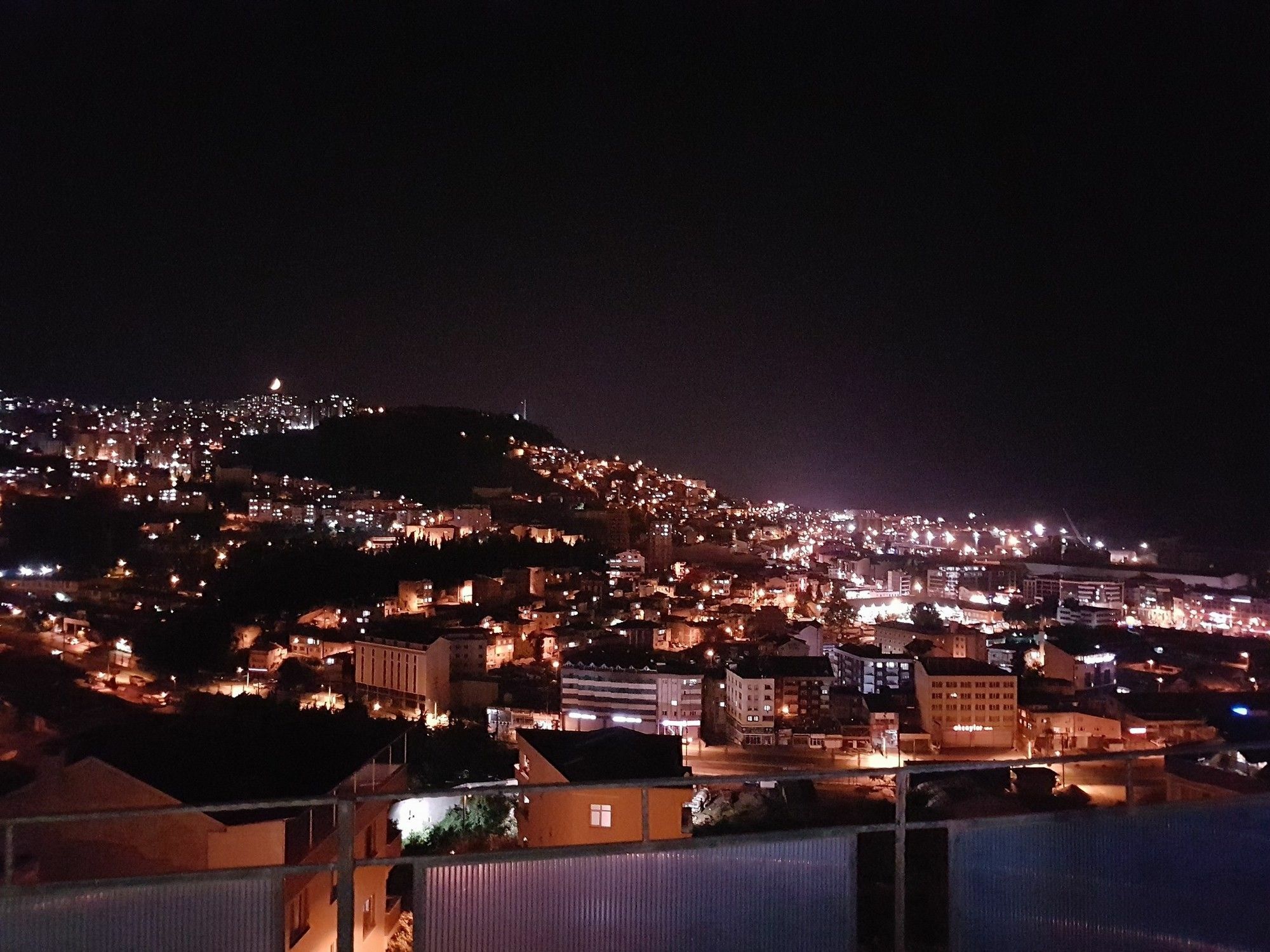 Nuralp Apart Otel - Trabzon Bagian luar foto